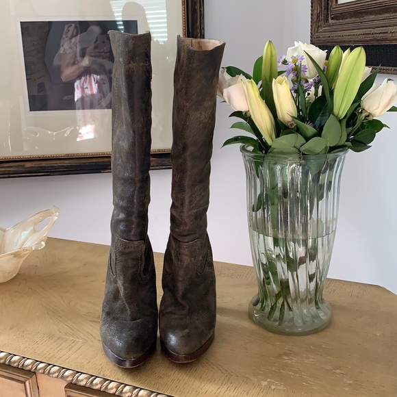 FRYE Harlow designer brown leather tall boots 9 - Picture 2 of 13